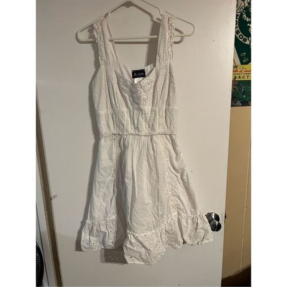 A list Dress - Picture 1 of 3
